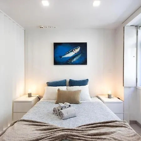 Апартаменты Spacious In Center In Lively Area *
