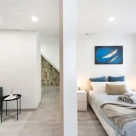 Апартаменты Spacious In Center In Lively Area *